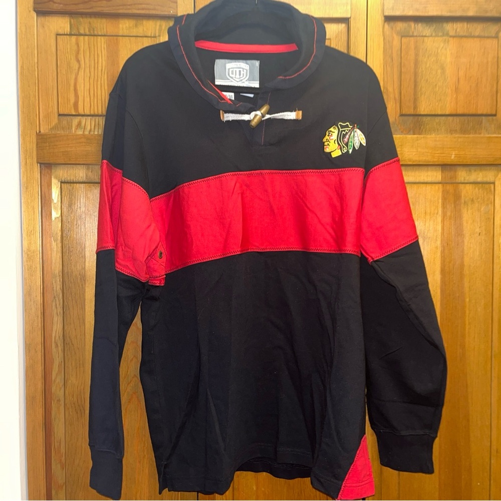 Chicago Blackhawks Hockey Men’s Red & Black Rugby Polo Shirt Medium M.